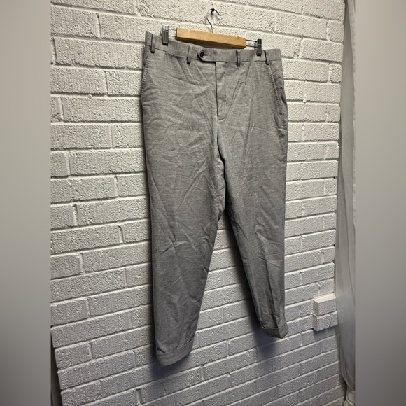 Munro Men's Light Gray Chinos 34-36 - Picture 6 of 9